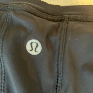 Lulu long sleeve croptop